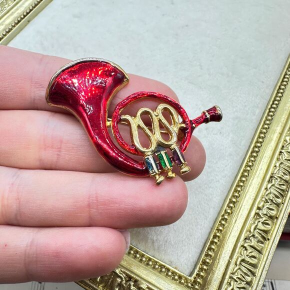 Vintage Christmas Brooch Christmas Horn Pin Enamel French Horn Brooch - Picture 2 of 6